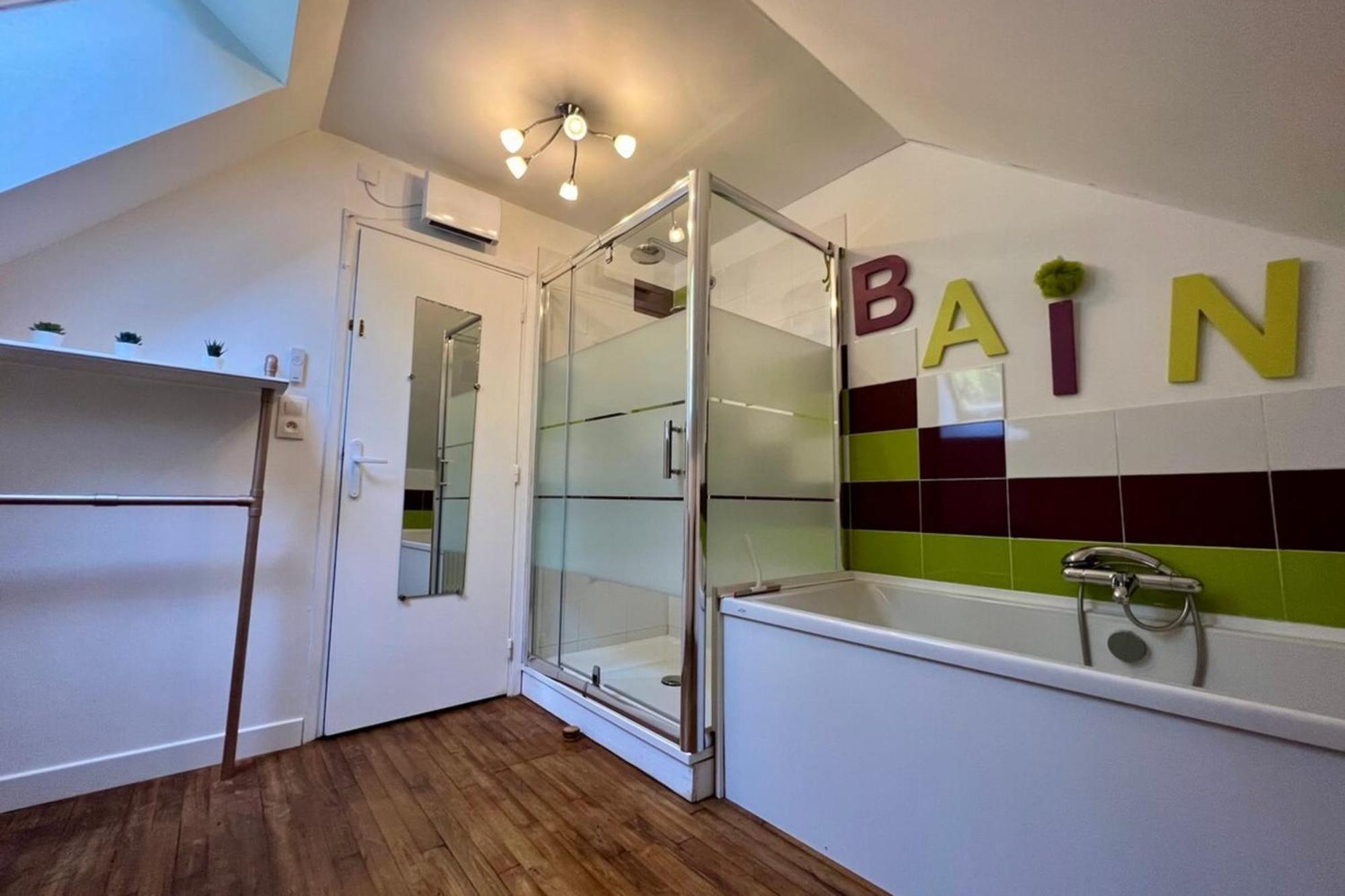 Villa La Baronnie - 11 Pers - Proche Brive -Jardin 尤塞克 外观 照片