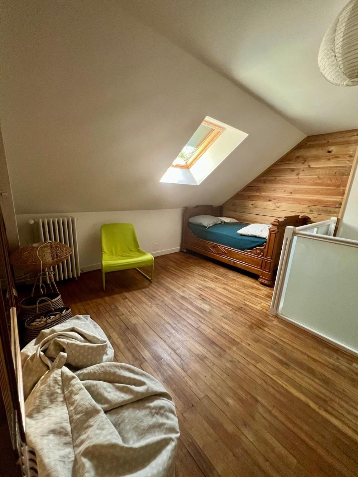Villa La Baronnie - 11 Pers - Proche Brive -Jardin 尤塞克 外观 照片