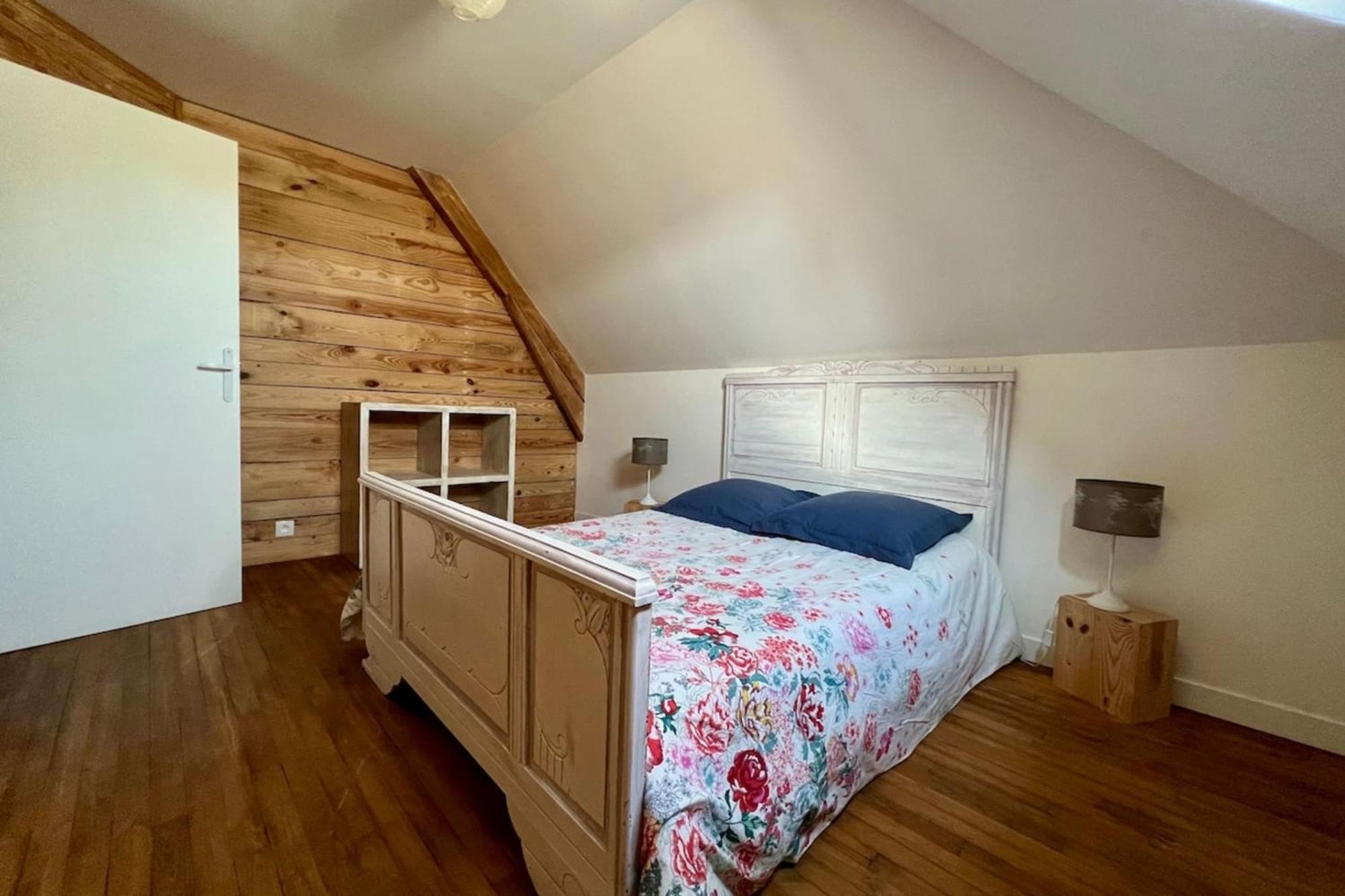Villa La Baronnie - 11 Pers - Proche Brive -Jardin 尤塞克 外观 照片
