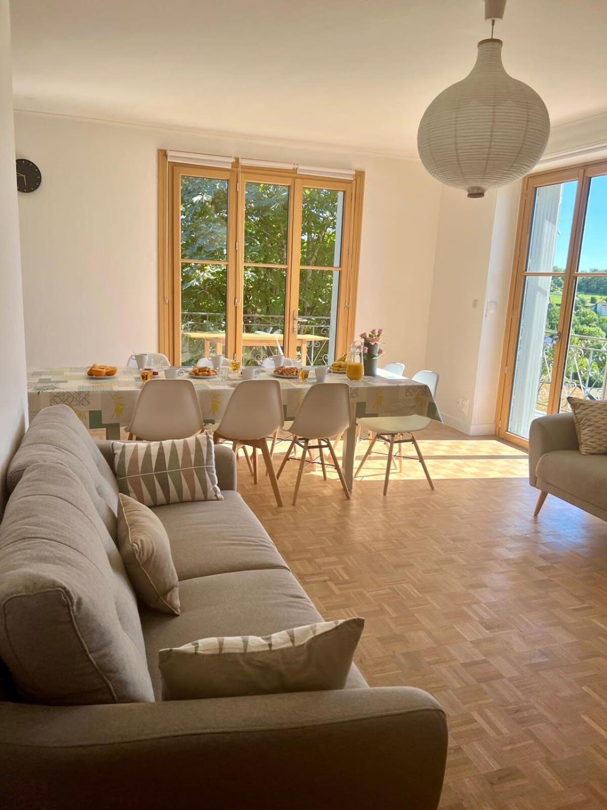 Villa La Baronnie - 11 Pers - Proche Brive -Jardin 尤塞克 外观 照片