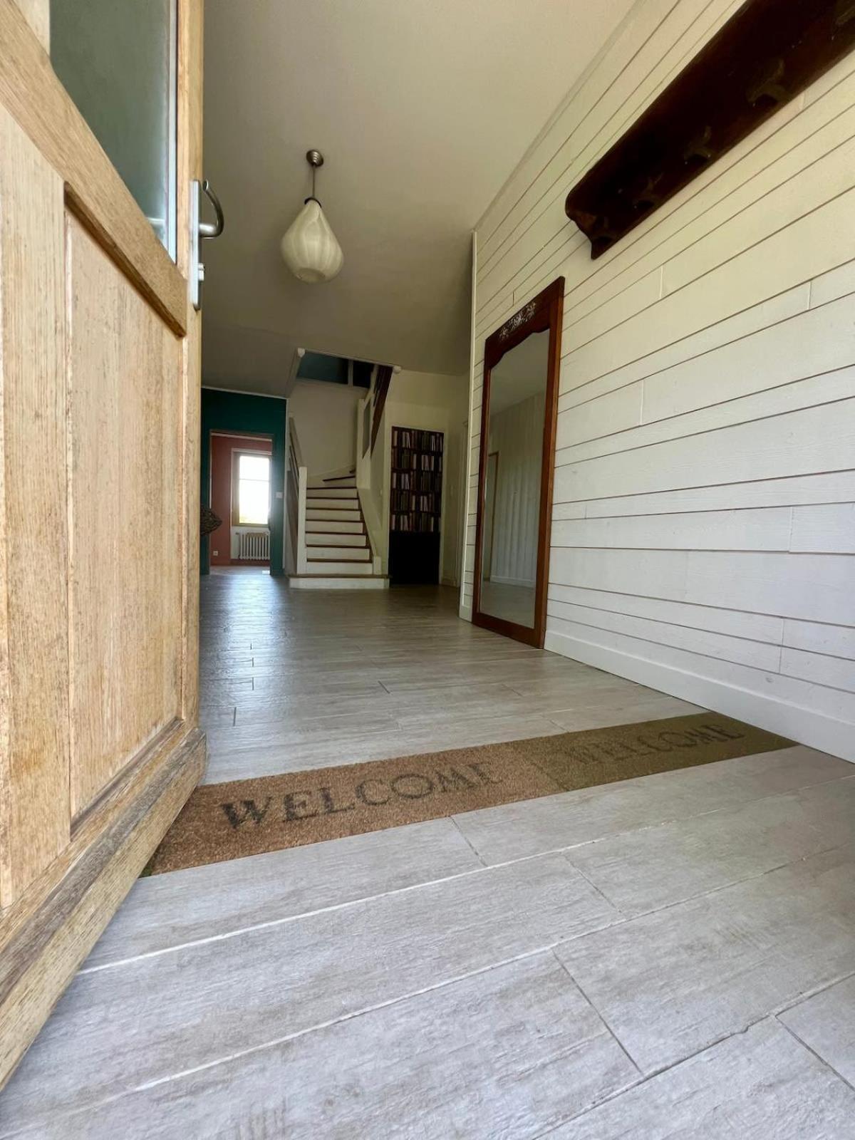 Villa La Baronnie - 11 Pers - Proche Brive -Jardin 尤塞克 外观 照片