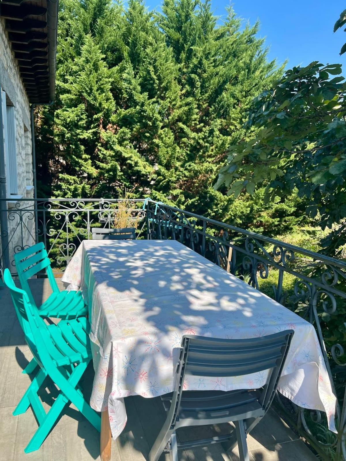 Villa La Baronnie - 11 Pers - Proche Brive -Jardin 尤塞克 外观 照片